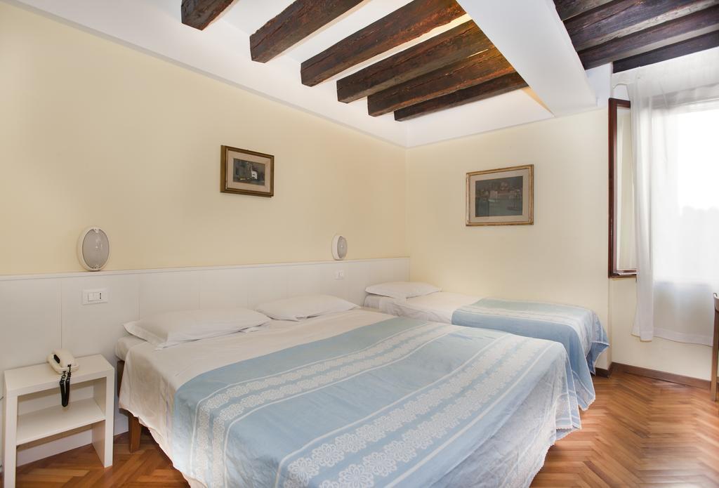 Hotel San Fantin Venice Bilik gambar